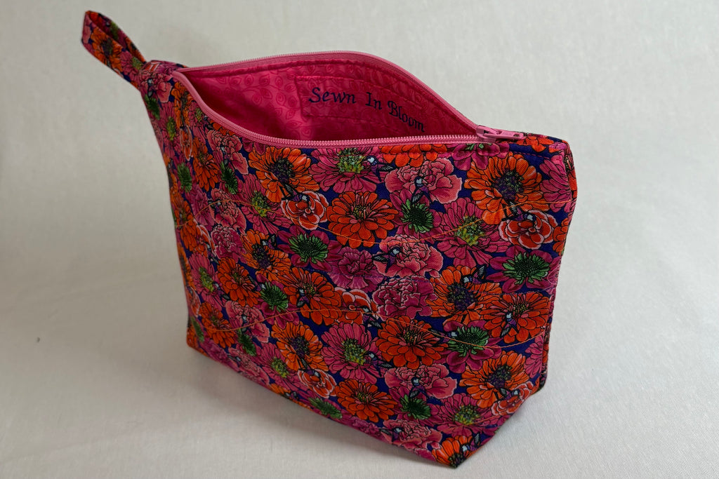 Baby Hummingbird Quilted Basics Bag