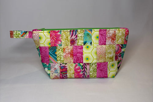 Bubblegum Bog Basics Bag