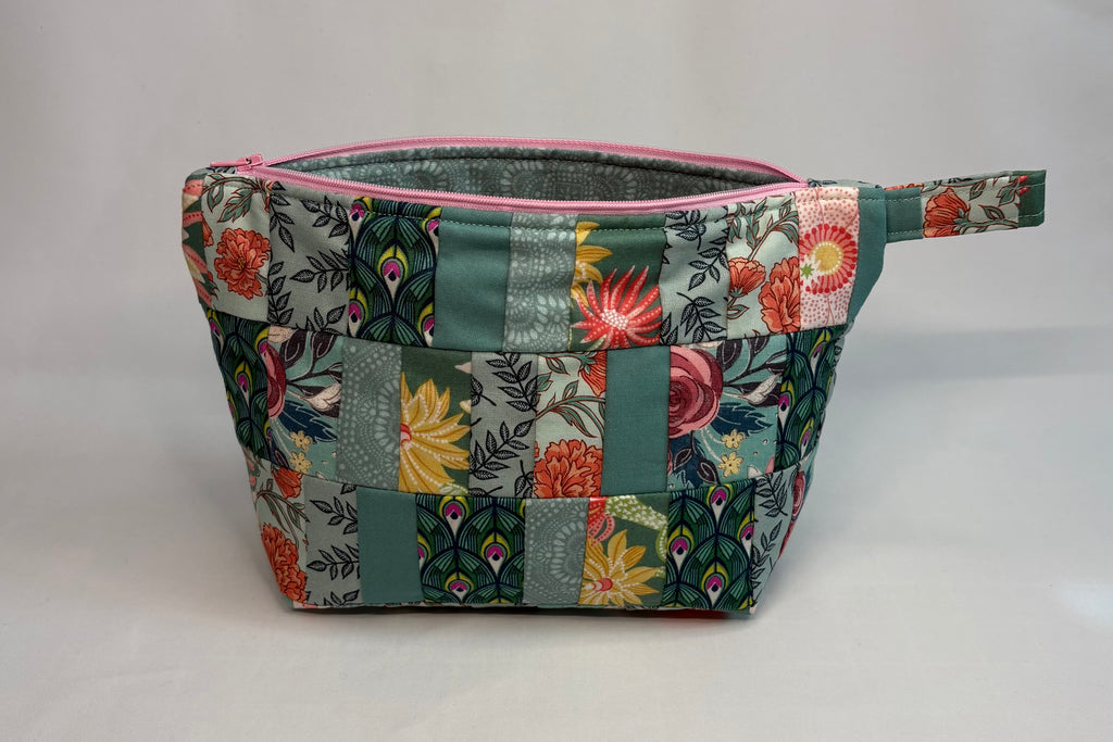 Minty Peacock Basics Bag