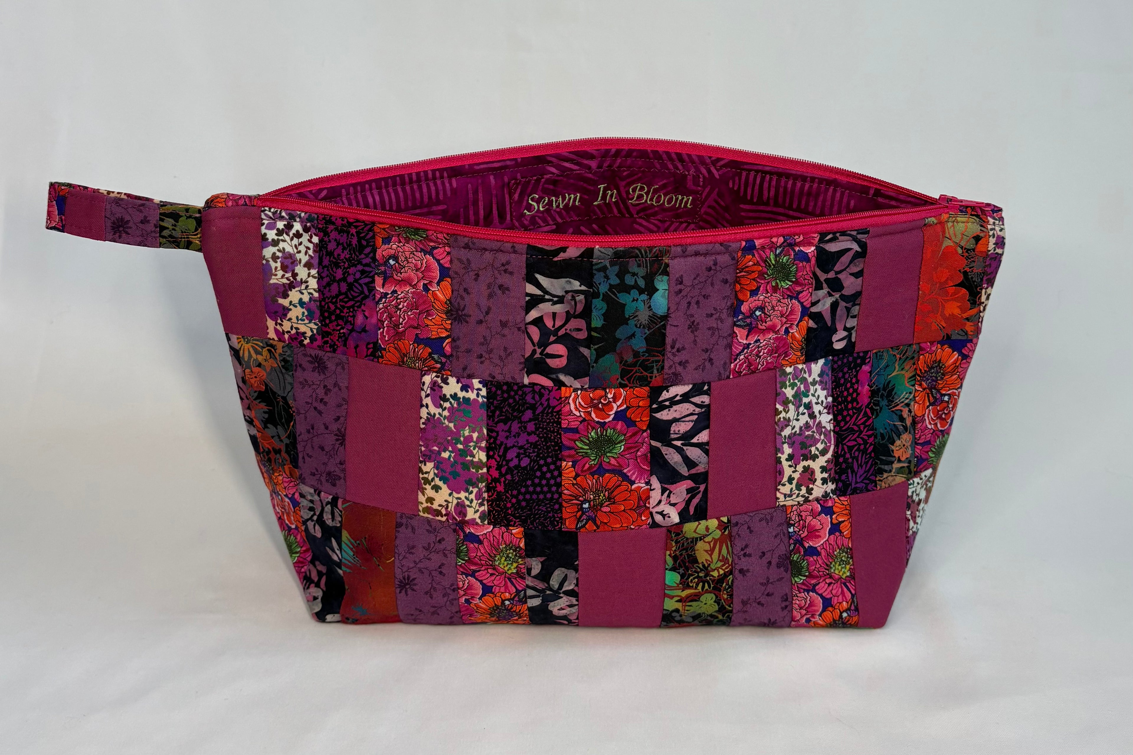 Magenta Carnations Boat Bag
