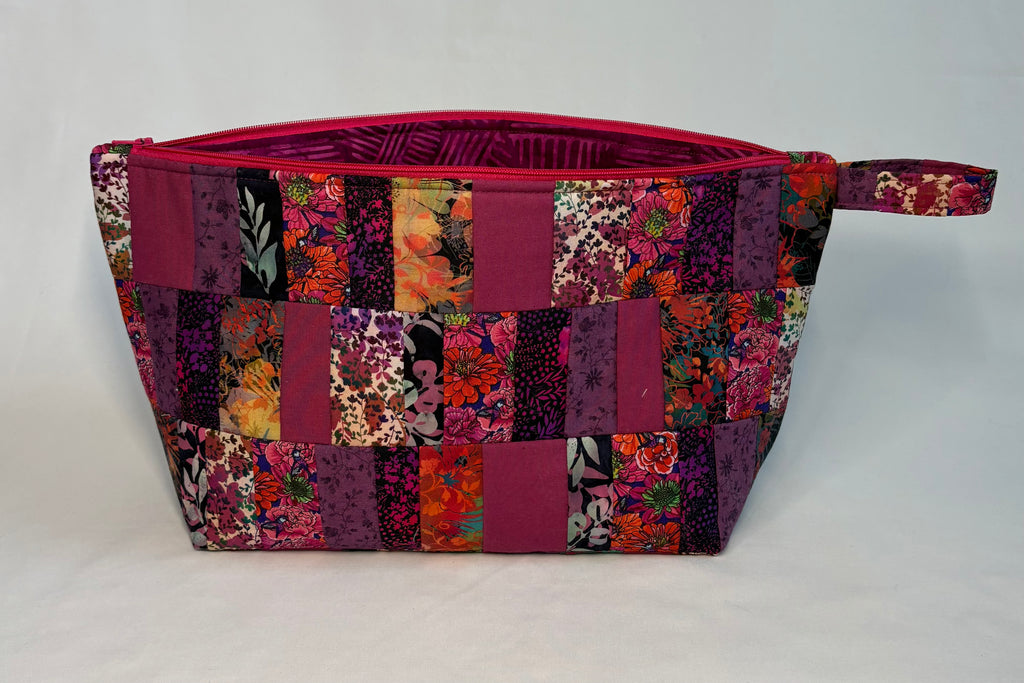 Magenta Carnations Boat Bag