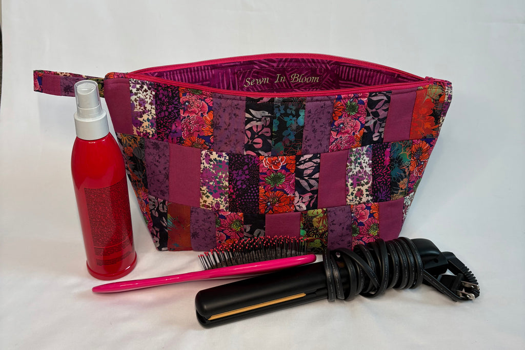 Magenta Carnations Boat Bag