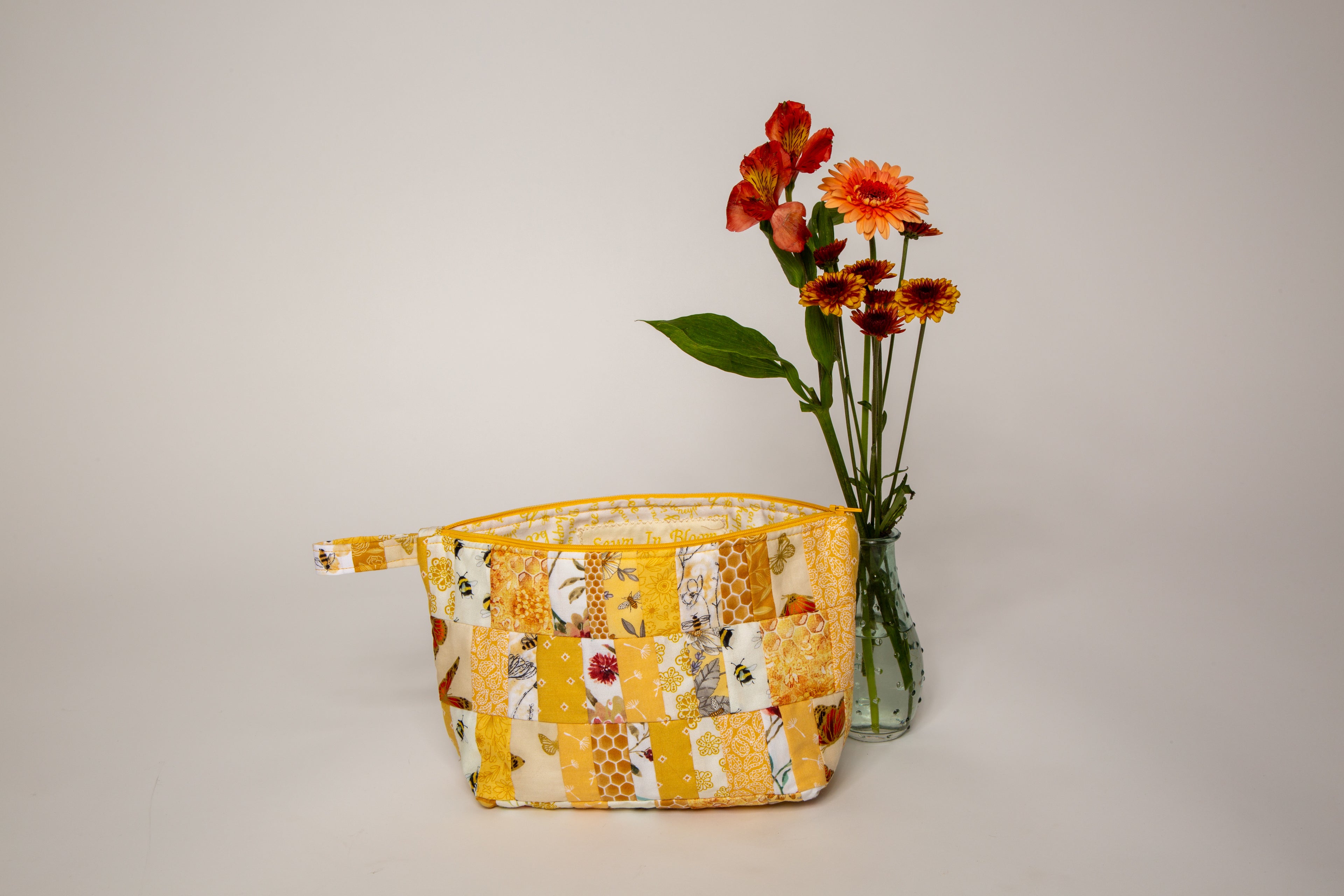 Bumble Bee Large Basics Bag