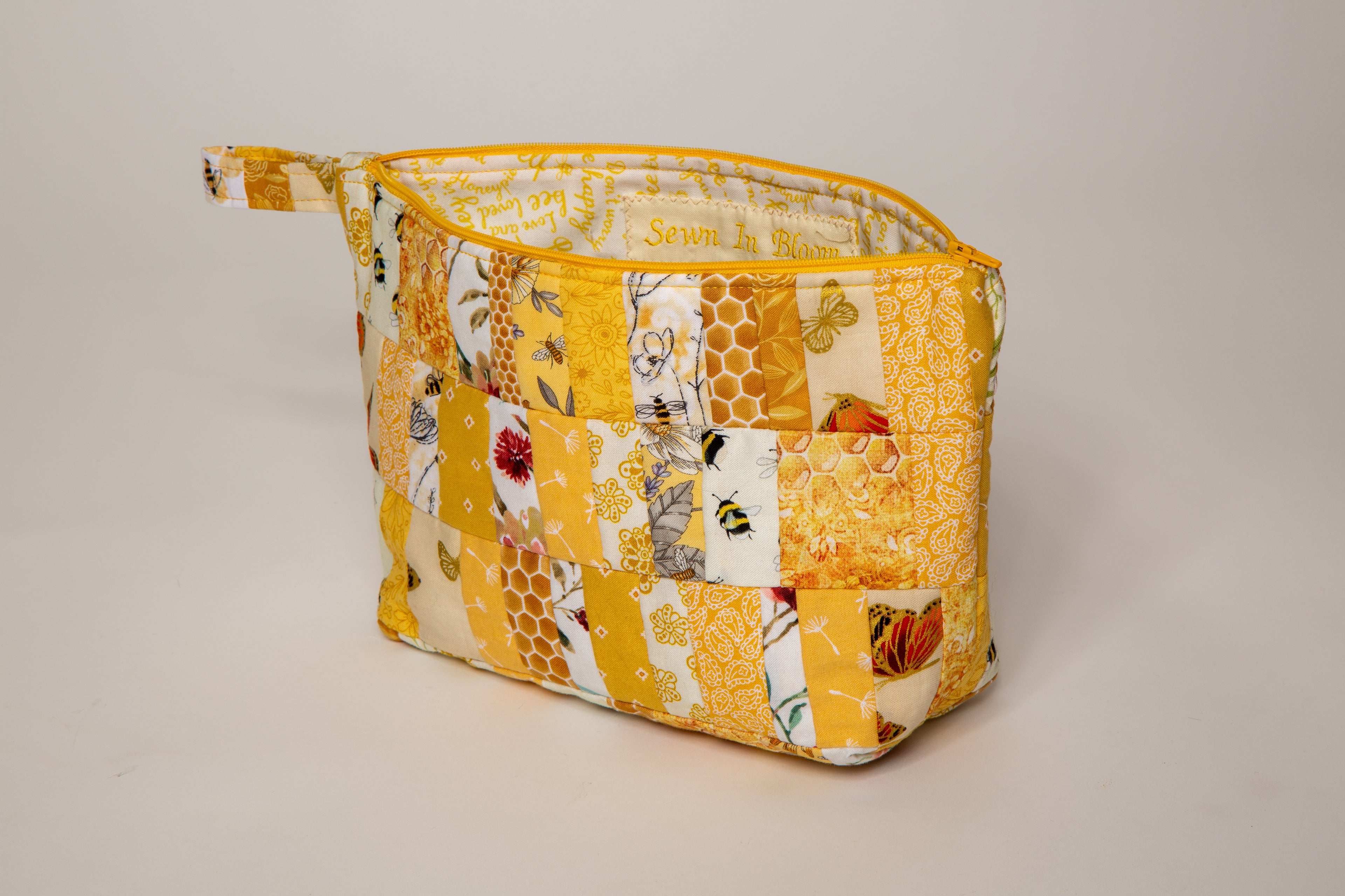 Bumble Bee Large Basics Bag