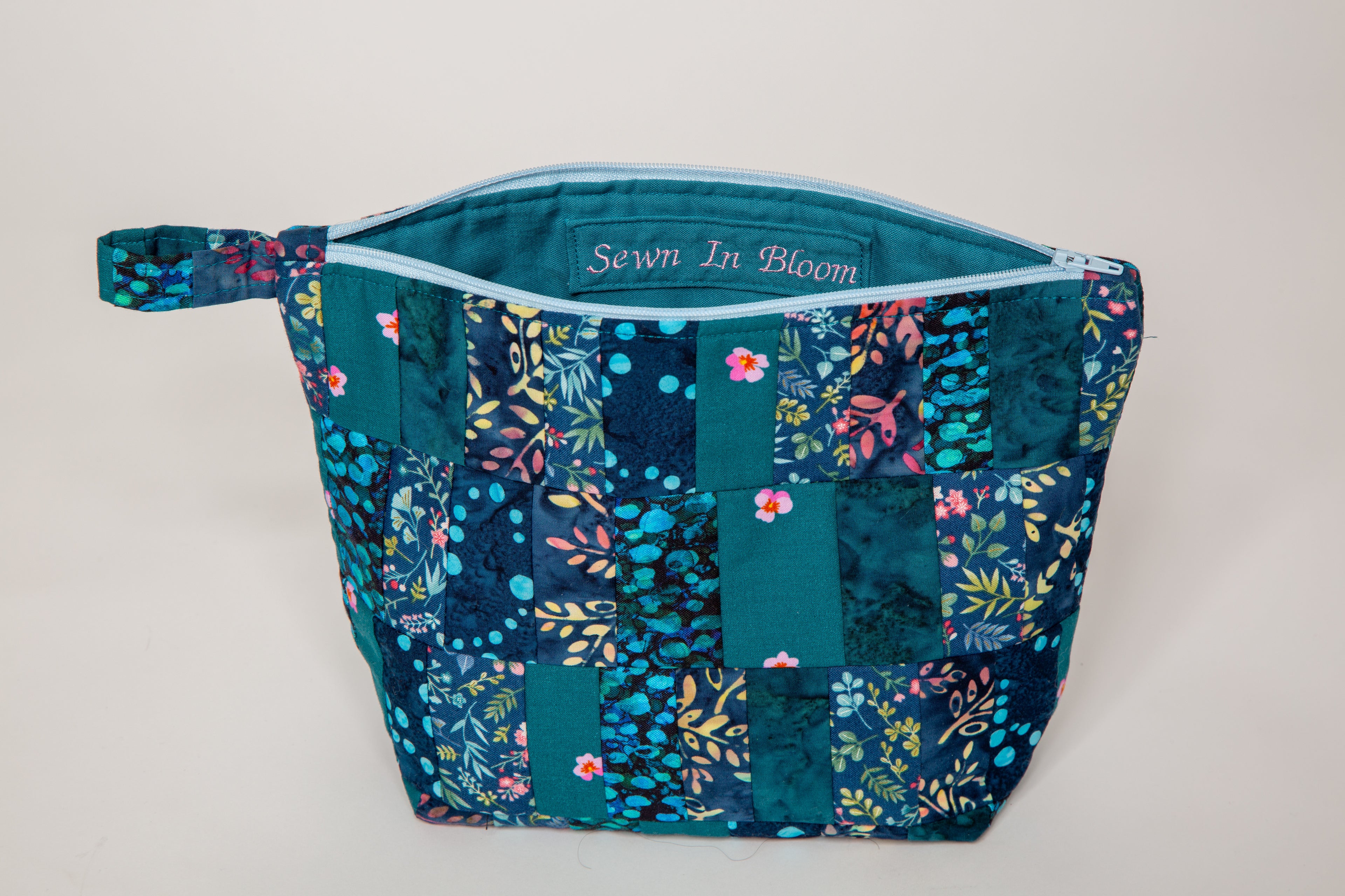 Navy Floral Large Basics Bag