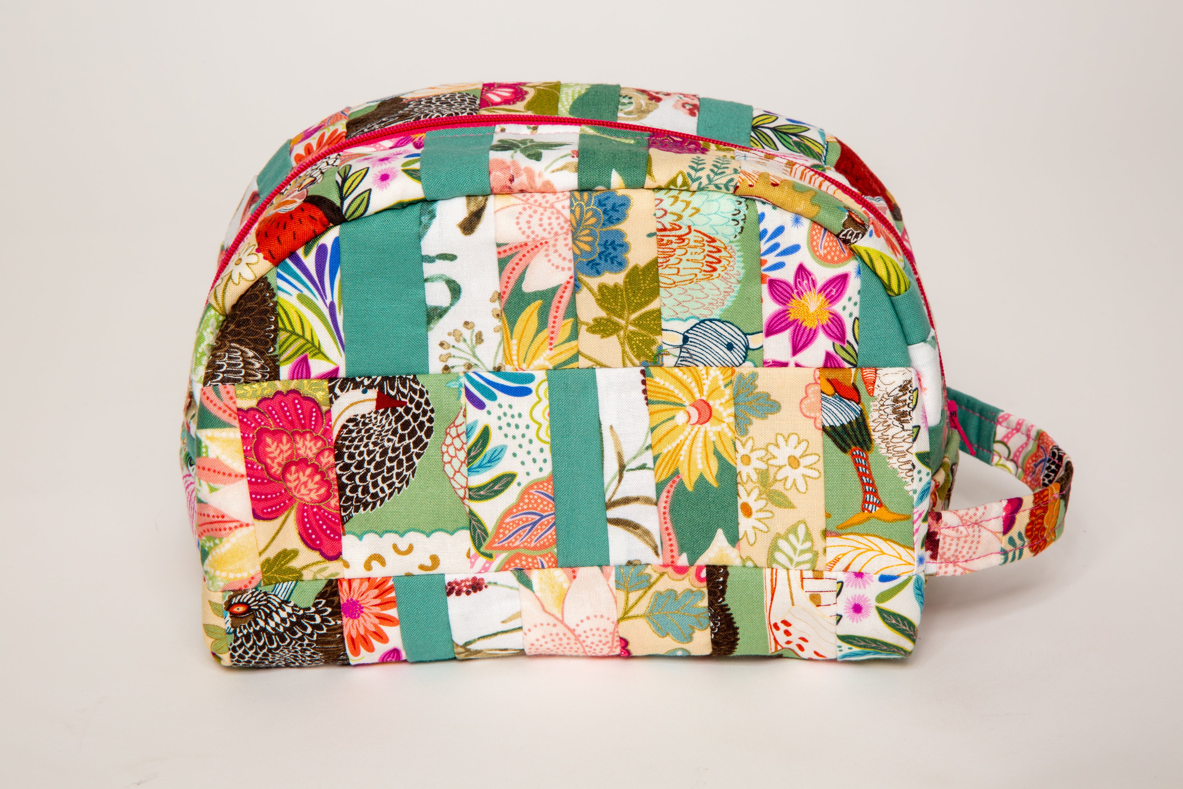 Farmhouse Floral Large Makeup Bag