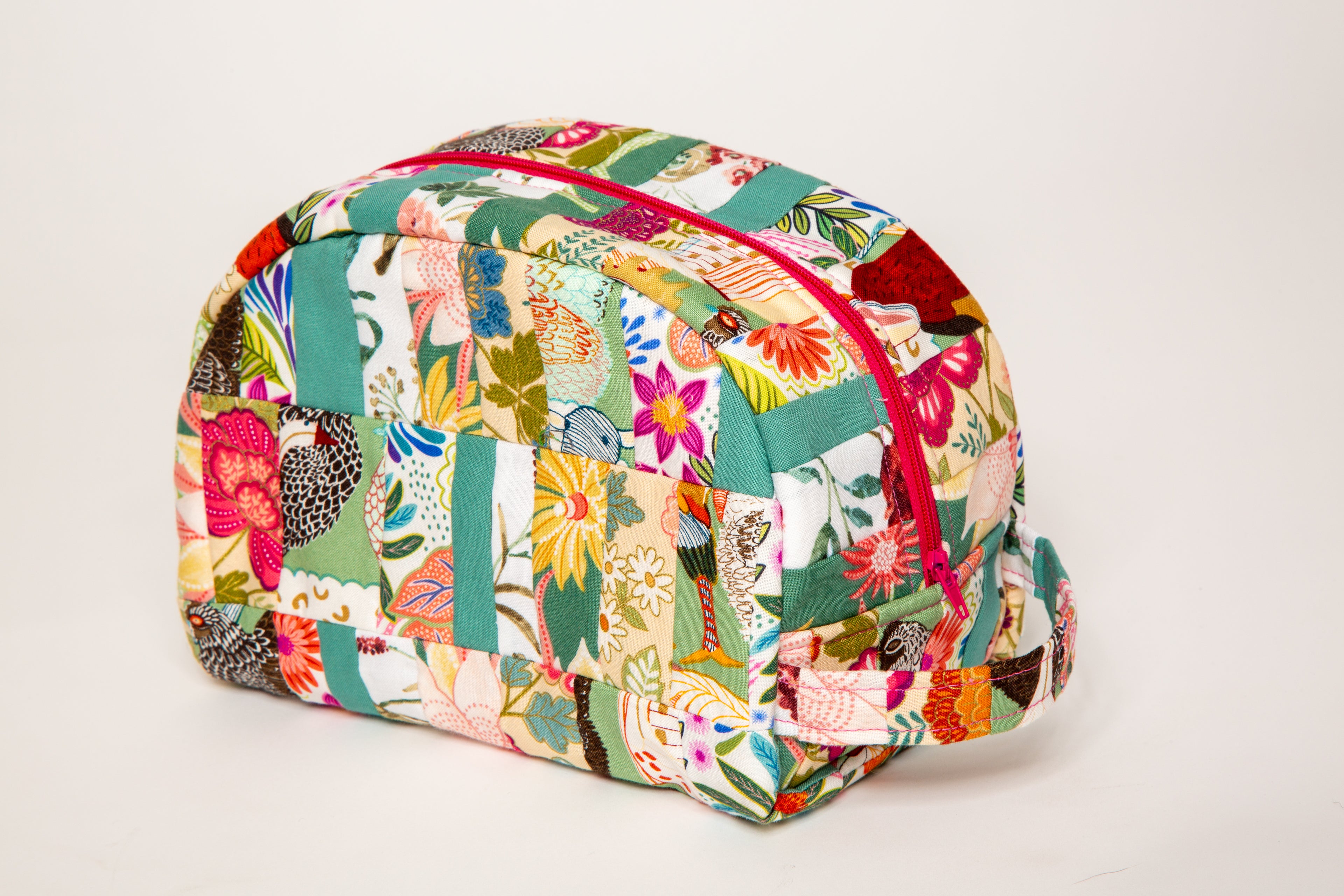 Farmhouse Floral Large Makeup Bag